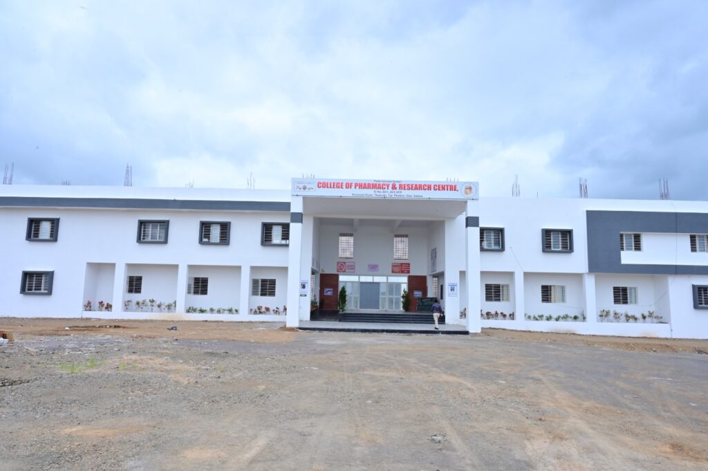 College of Pharmacy & Research Center, Phaltan