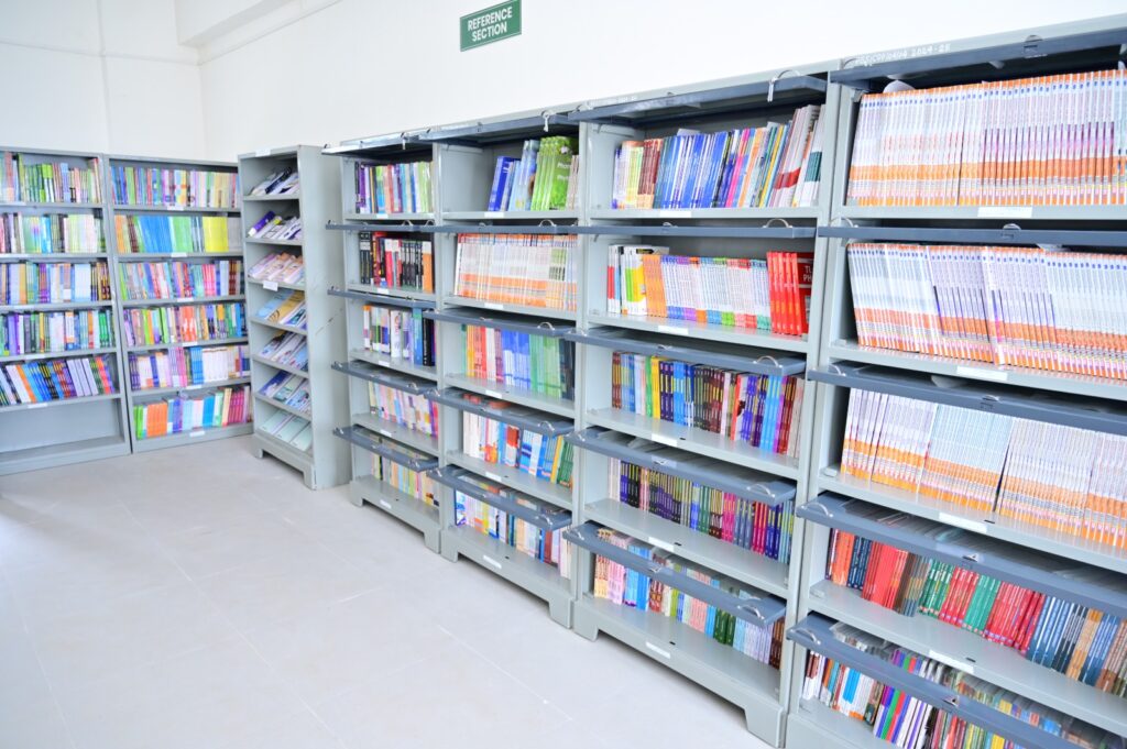 College of Pharmacy & Research Center, Phaltan