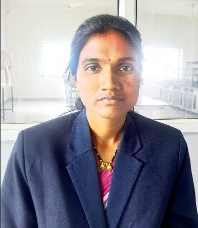 Mrs. Bhagyashri V. Kolwadkar - Lab Technicians at PES College of Pharmacy and Research Center Phaltan